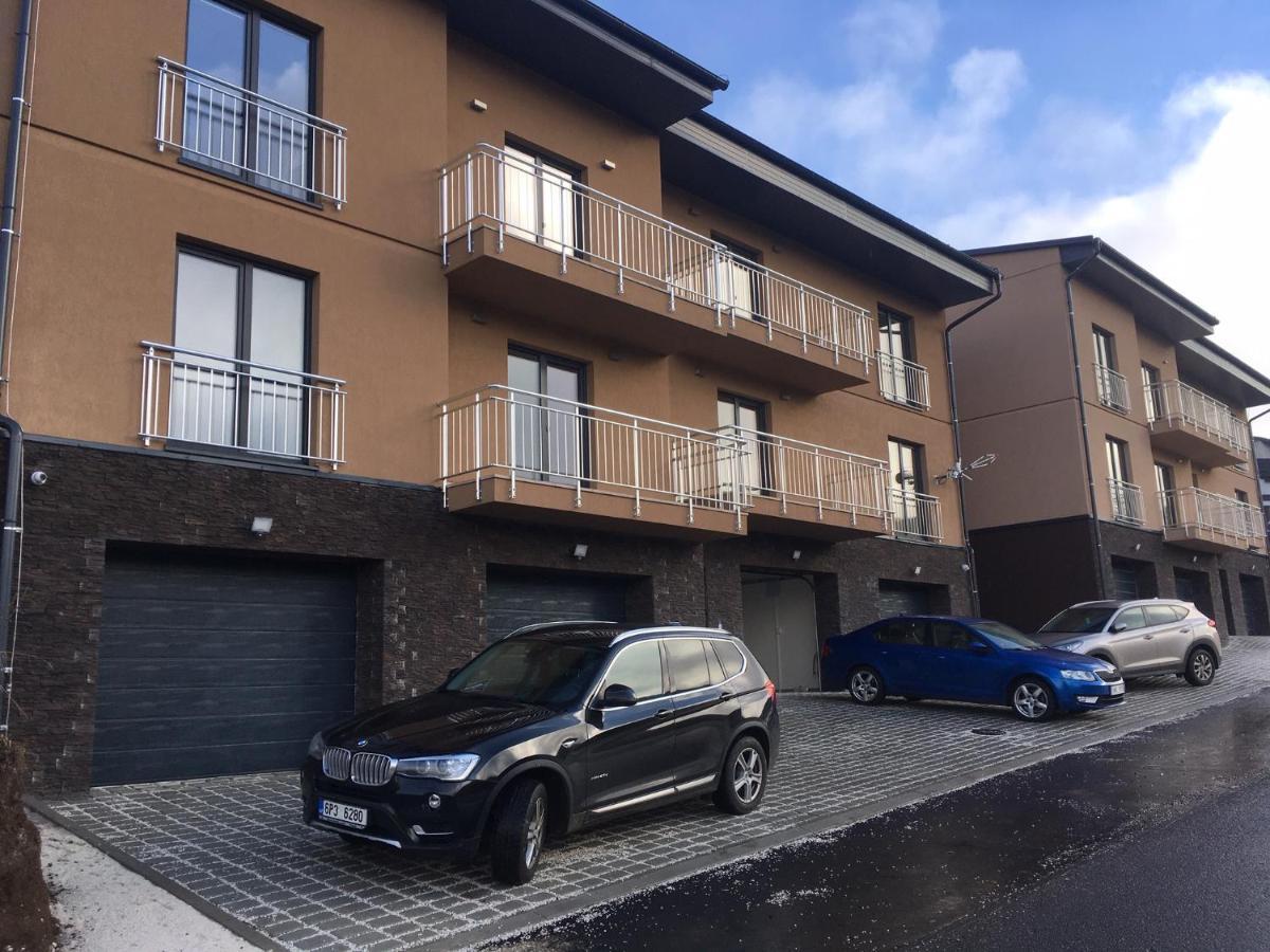 Apartmany Na Vyhledech Loucna pod Klinovcem Exterior photo