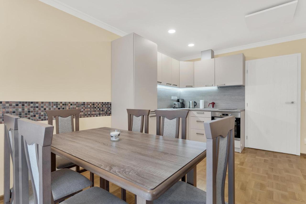 Apartmany Na Vyhledech Loucna pod Klinovcem Exterior photo