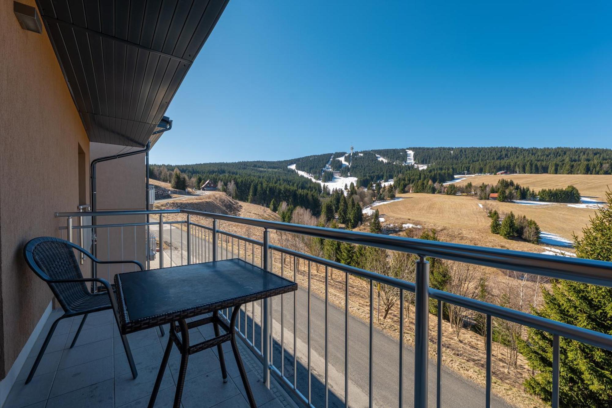 Apartmany Na Vyhledech Loucna pod Klinovcem Room photo
